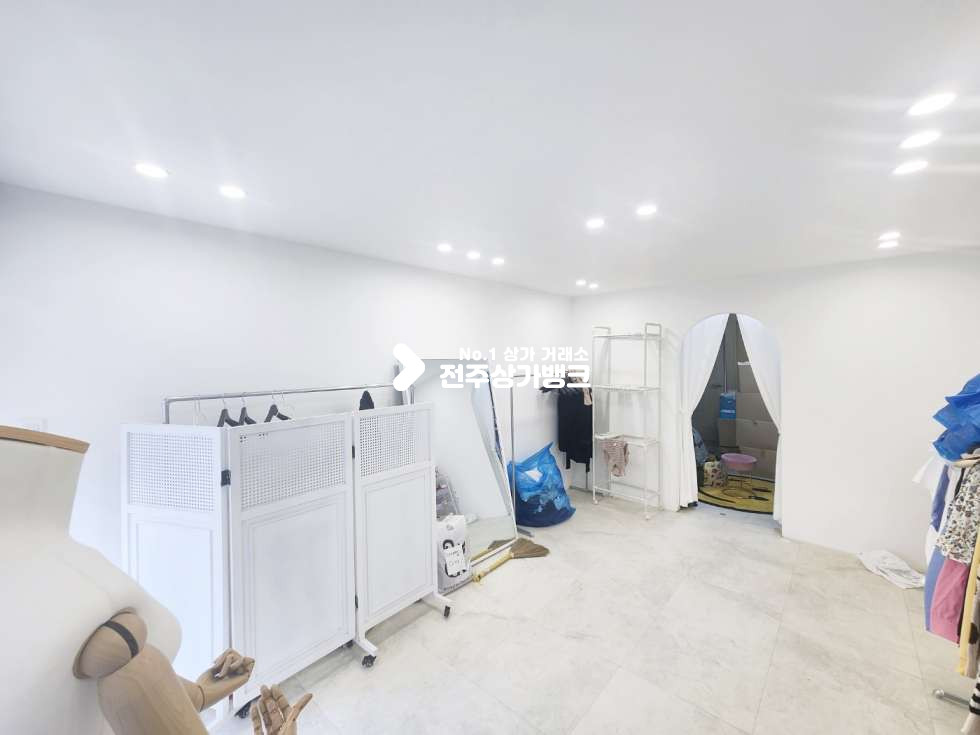 전북 전주완산구 효자동3가 1층 저렴한 빌라내상가 권리금 협의가능 미용상가,판매점 강력추천 월세 매물번호 15386 사진 8