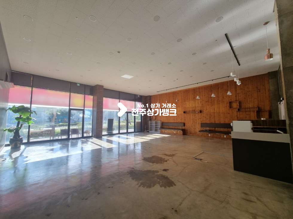전북 전주완산구 중화산동2가 ★ 중화산동 대로변 상가 월세 매물번호 14877 사진 2