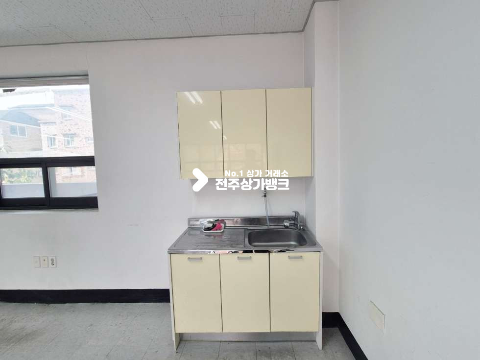 전북 전주완산구 효자동2가 ○효자동 새연초인근 2층상가 . 병원, 사무실 추천○ 월세 매물번호 15405 사진 6
