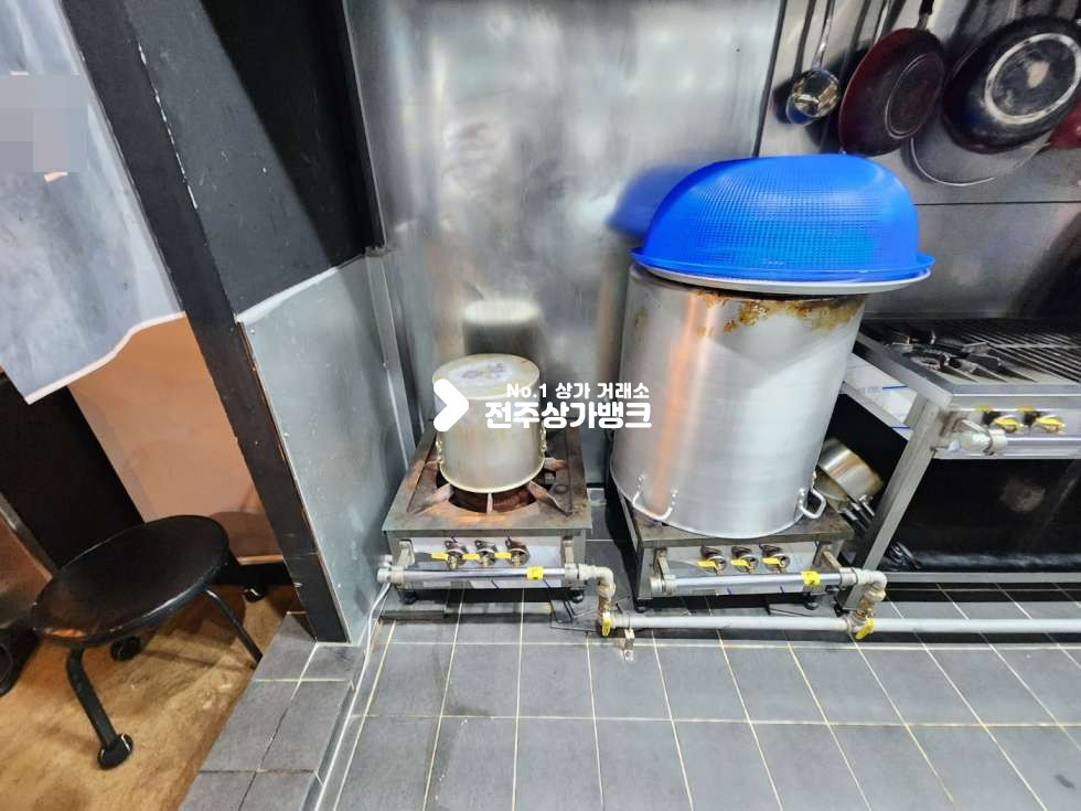전북 전주완산구 효자동3가 JY 효자동3가 신시가지 내 메인거리 근처 1층상가 임대 무권리금 , 협의입주가능합니다. 월세 매물번호 13302 사진 11