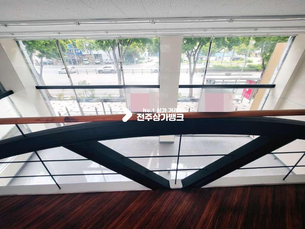 전북 전주덕진구 금암동 ★대로변 카페,휴게시설강추매물!! ★ 월세 매물번호 11977 사진 11
