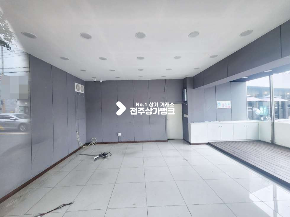 전북 전주완산구 효자동1가 효자동1가 대로변 유동인구 많은 1층상가 즉시입주 가능 월세 매물번호 14740 사진 4