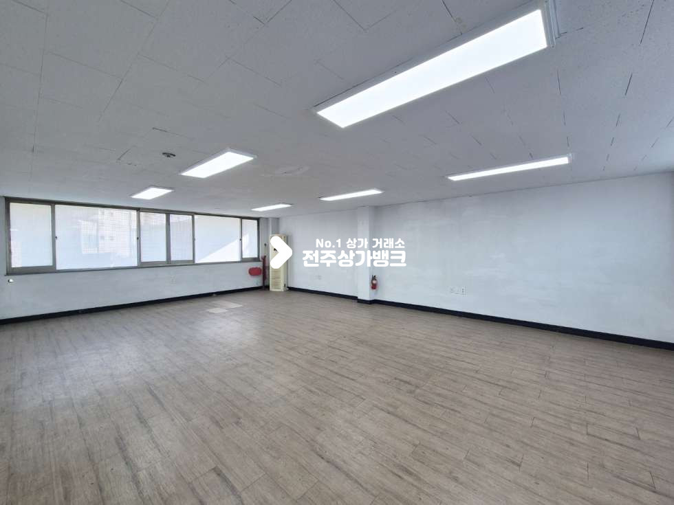 전북 전주덕진구 인후동1가 ○인후동 안골사거리 인근 3층 21평상가. 사무실 추천○ 월세 매물번호 15130 사진 1