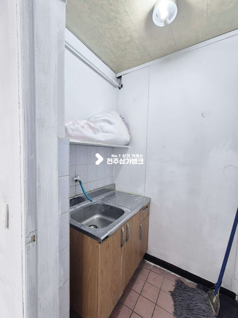 전북 전주덕진구 인후동1가 ○인후동 안골사거리 인근 3층 21평상가. 사무실 추천○ 월세 매물번호 15130 사진 6