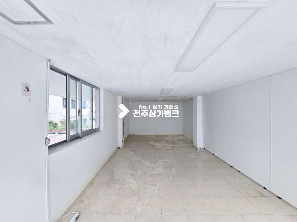 전북 전주완산구 효자동3가 효자동3가 고등학교 부근 1층 빌라상가 내부 천장,바닥완료 즉시입주가능 월세 매물번호 15468 사진 5