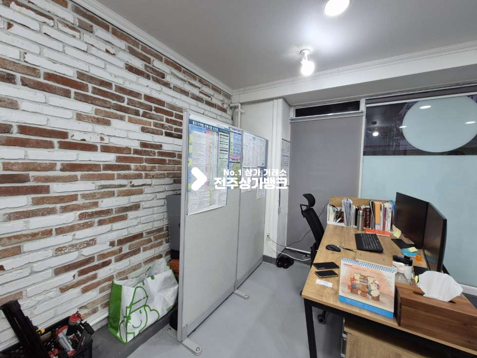 전북 전주덕진구 송천동2가 송천동 먹자골목 인근 1층상가 10평. 비공개. 월세 매물번호 15470 사진 7