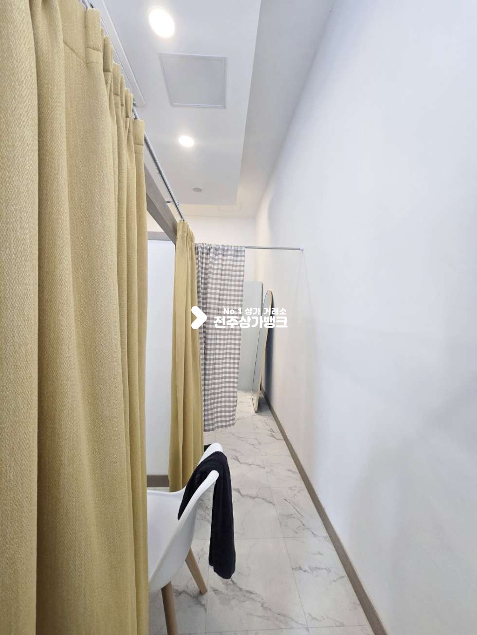 전북 전주완산구 효자동3가 효자동 피부미용샵 , 내부 샤워실,화장실설치 깔끔한인테리어 즉시입주가능 월세 매물번호 15474 사진 3