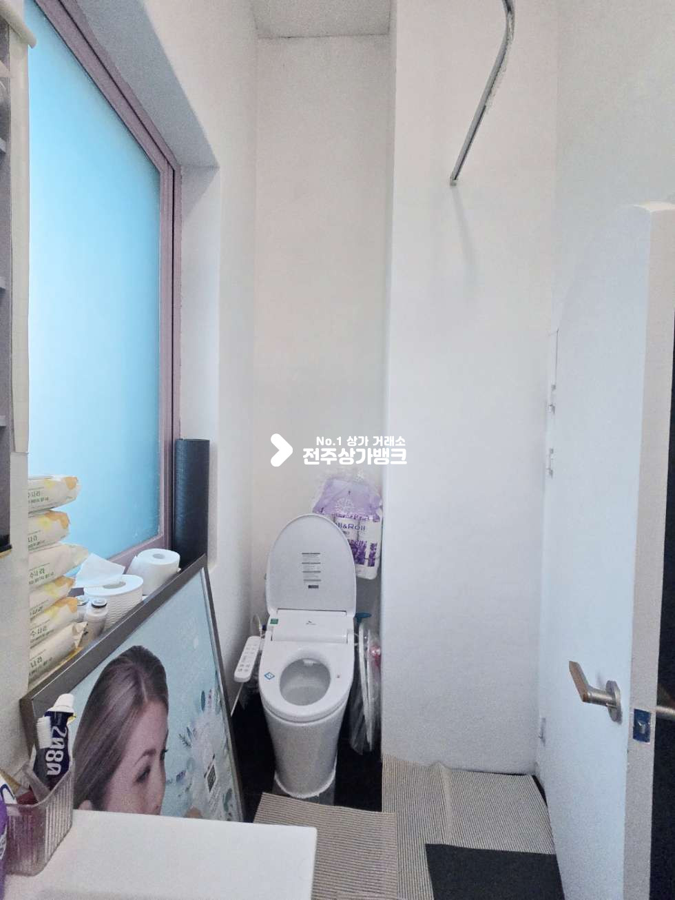 전북 전주완산구 효자동3가 효자동 피부미용샵 , 내부 샤워실,화장실설치 깔끔한인테리어 즉시입주가능 월세 매물번호 15474 사진 9