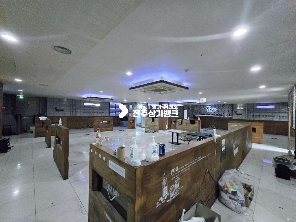 전북 전주덕진구 금암동 금암동 사거리 유동인구많은 광고효과좋은 3층상가 즉시입주가능 월세 매물번호 15494 사진 1