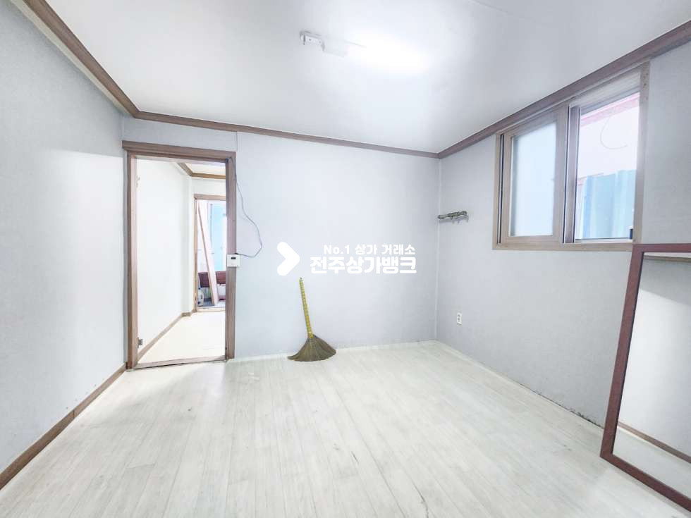 전북 전주완산구 삼천동1가 ★삼천동 12평 1층 저렴한 상가★ 월세 매물번호 15501 사진 2