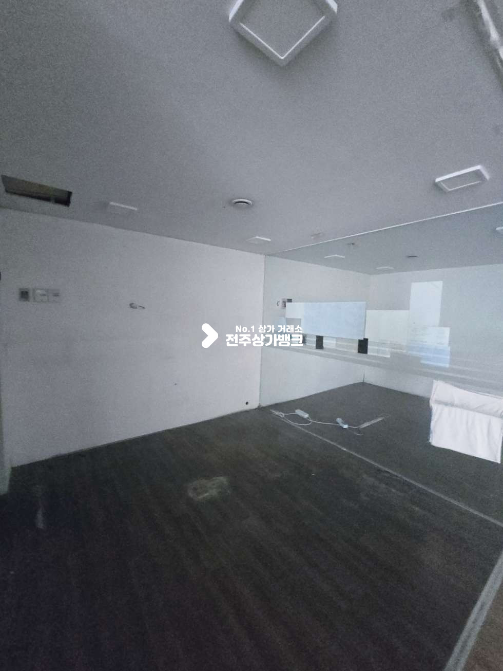 전북 전주완산구 중화산동2가 중화산동 건물 통임대 3층구성 내부 냉난방기 완비 임대료,시설기간협의 자유업종가능 월세 매물번호 15537 사진 7