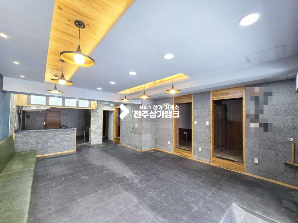 전북 전주완산구 서신동 서신동 먹자골목 무권리 음식점상가 약 35평 인테리어완비,즉시입주가능 월세 매물번호 15557 사진 1