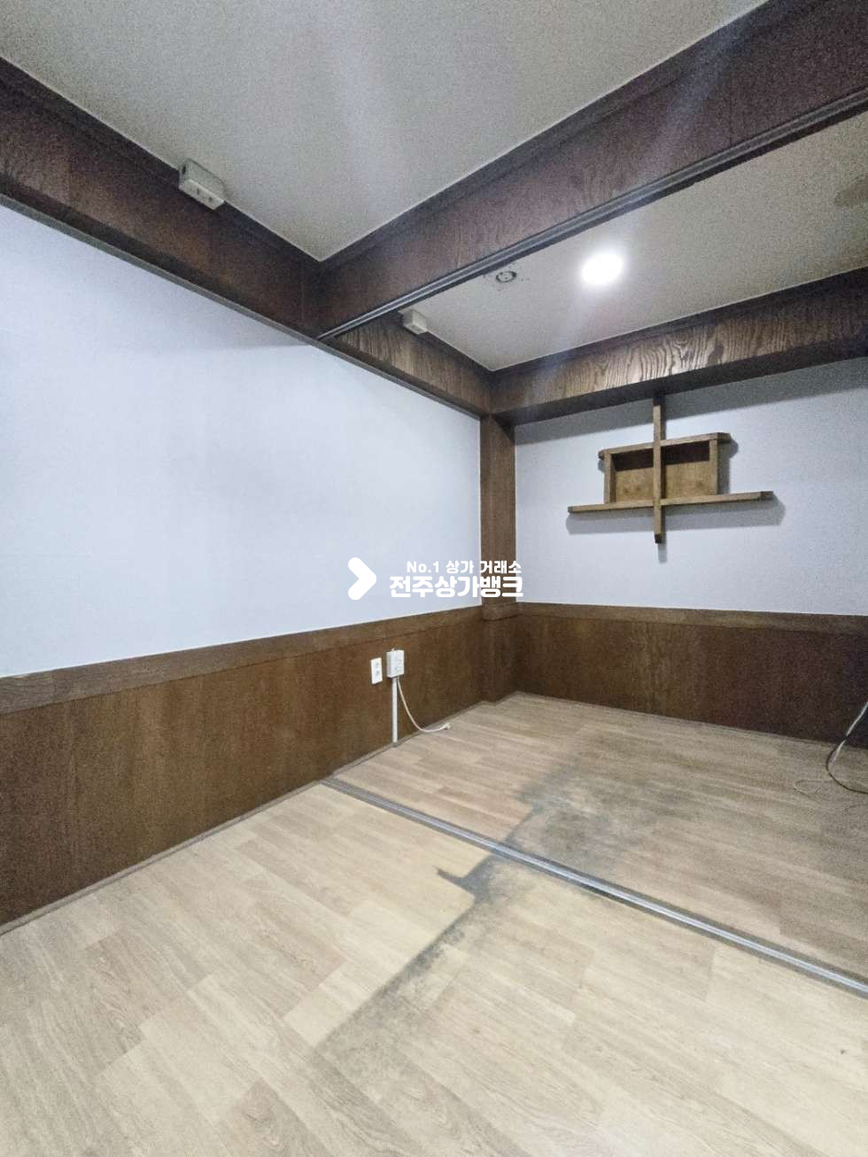 전북 전주완산구 서신동 서신동 먹자골목 무권리 음식점상가 약 35평 인테리어완비,즉시입주가능 월세 매물번호 15557 사진 9