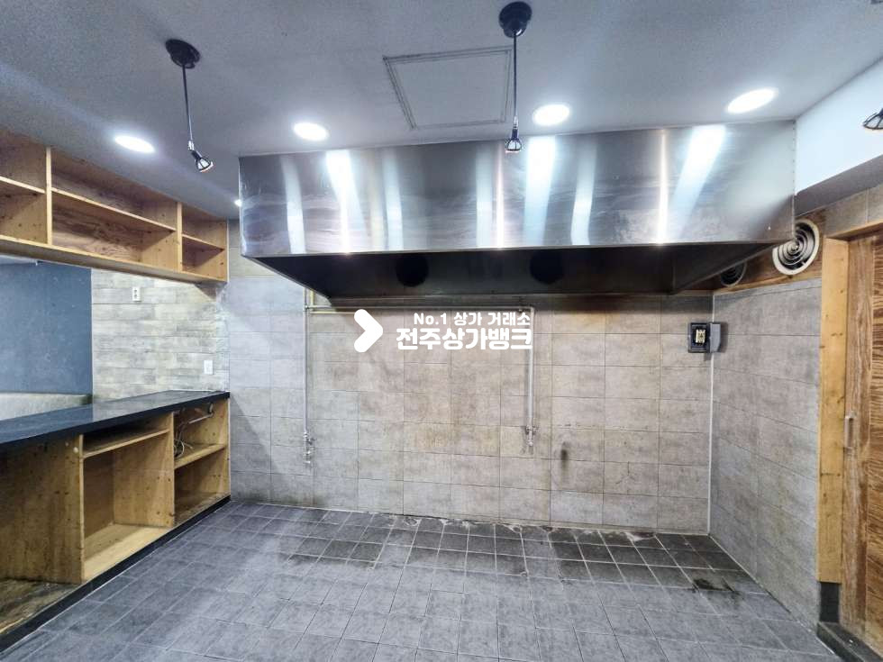 전북 전주완산구 서신동 서신동 먹자골목 무권리 음식점상가 약 35평 인테리어완비,즉시입주가능 월세 매물번호 15557 사진 12