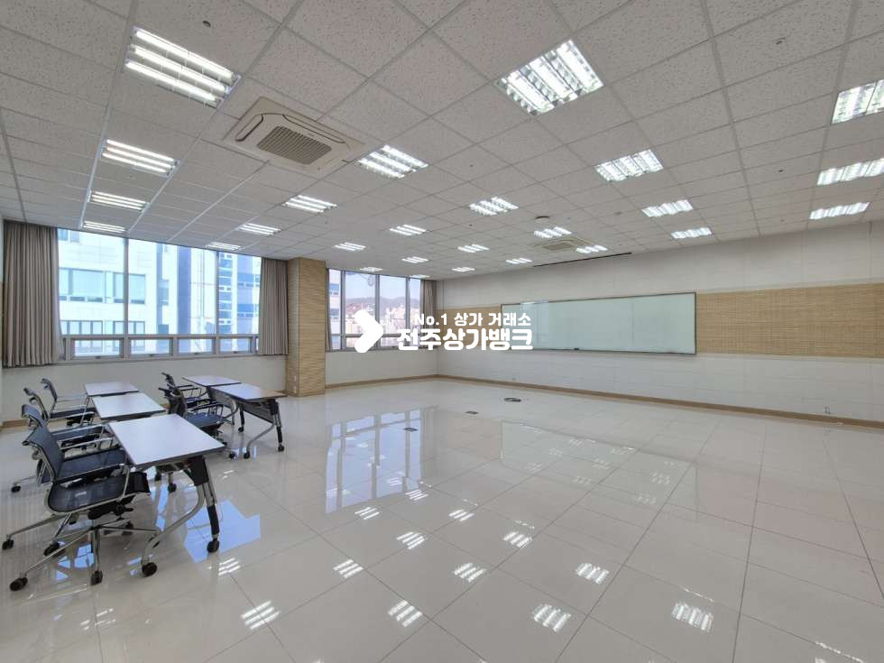 전북 전주완산구 효자동3가 ○효자동 KBS방송국 인근 2층 상가. 사무실 추천○ 월세 매물번호 15566 사진 1