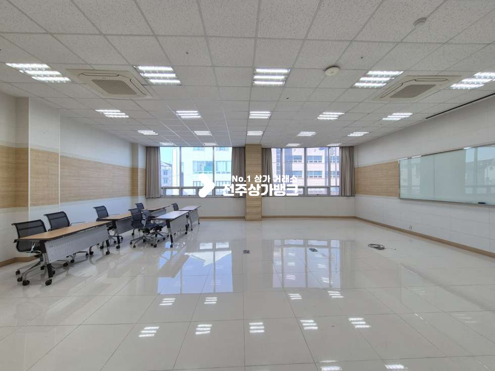 전북 전주완산구 효자동3가 ○효자동 KBS방송국 인근 2층 상가. 사무실 추천○ 월세 매물번호 15566 사진 3