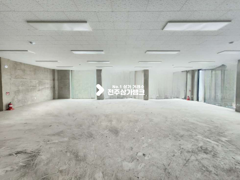 전북 전주덕진구 덕진동1가 ★덕진동 신축 상가 첫입주 통층사용 모든업종가능★ 월세 매물번호 14621 사진 5