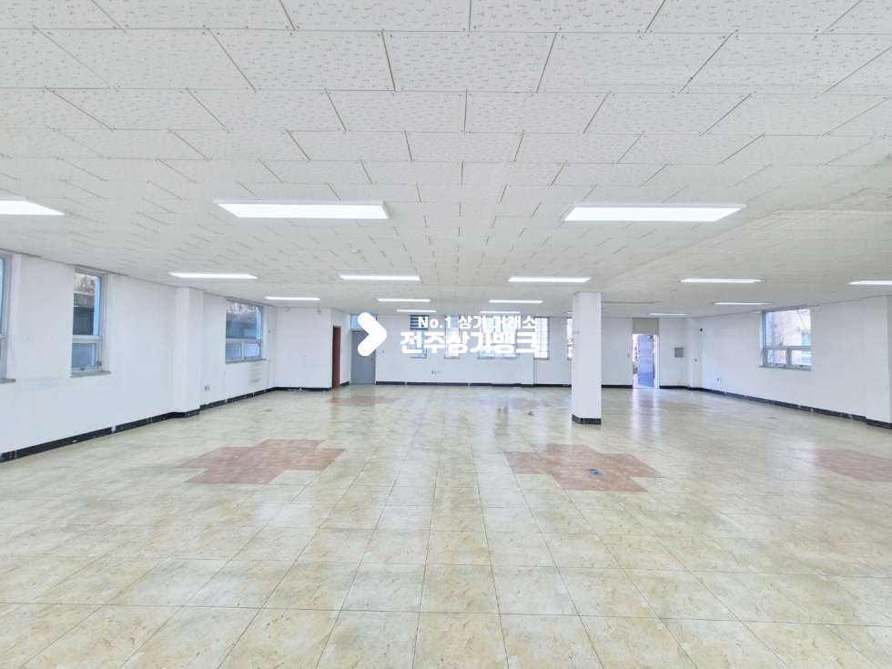 전북 전주완산구 중화산동2가 ○중화산동 하늘채 인근 1층 상가 상하차편한곳. 사무실추천○ 월세 매물번호 15625 사진 2