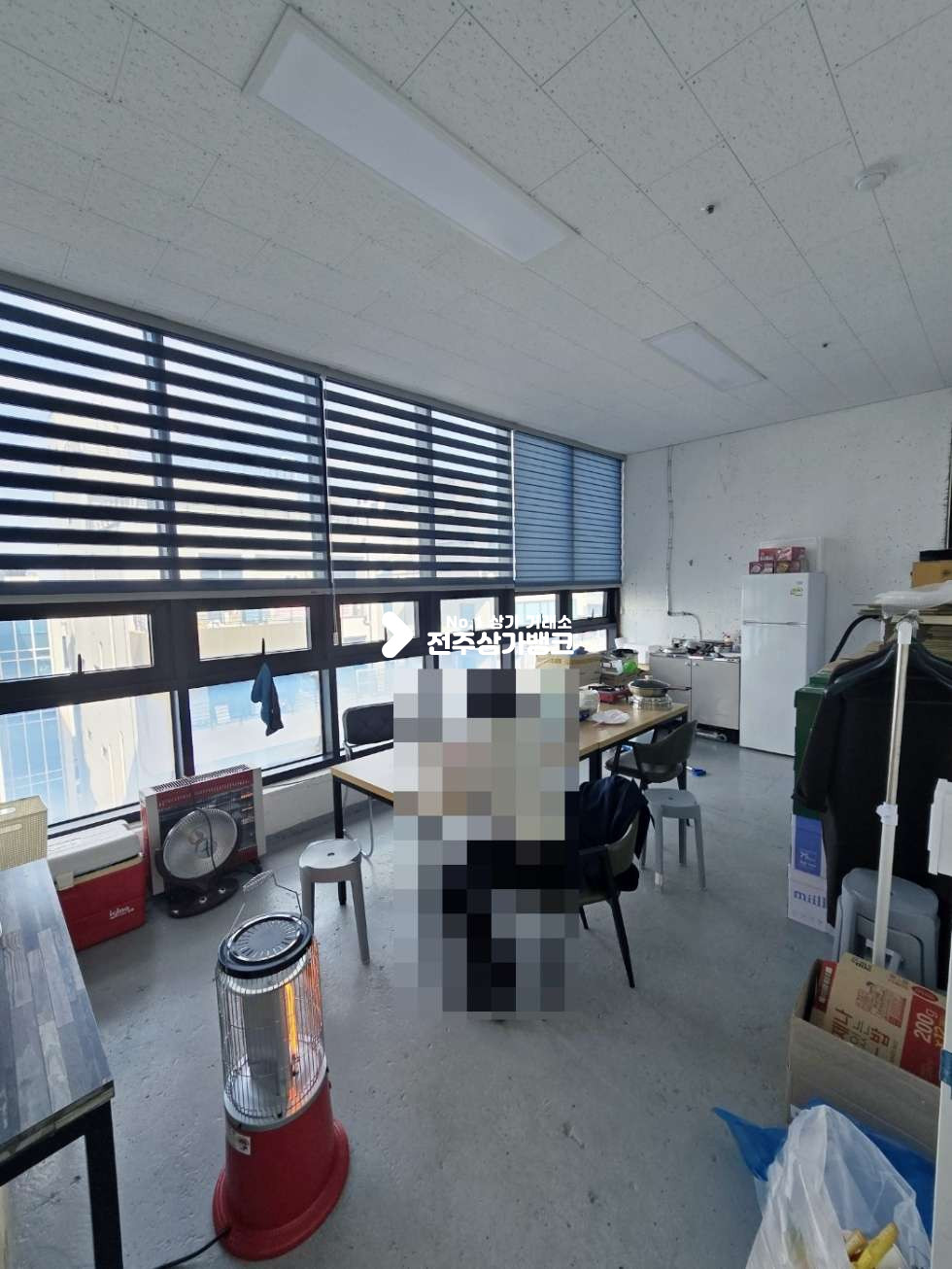 전북 전주완산구 효자동3가 효자동 신시가지 내부깔끔 에어컨,룸시설 ,탕비실완비 즉시입주가능 월세 매물번호 15635 사진 8