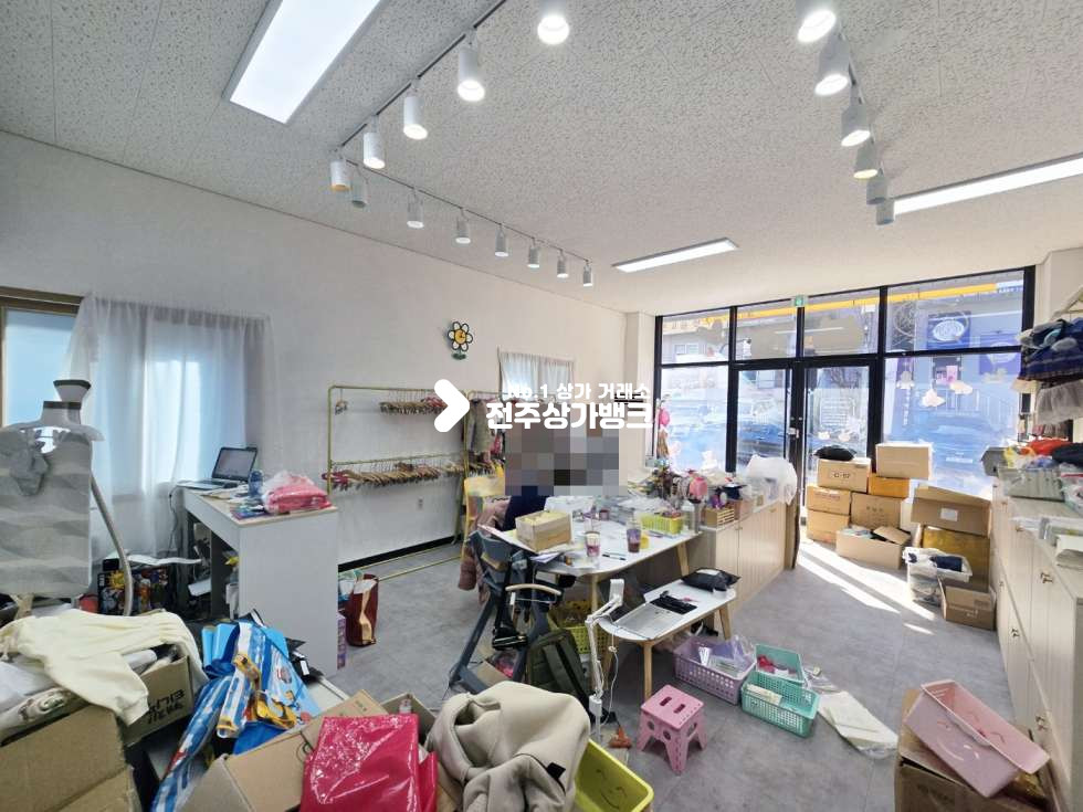전북 전주덕진구 송천동1가 송천동 1층 층고높고 깔끔한 상가 의류판매점,미용업종 강력추천 월세 매물번호 15642 사진 4