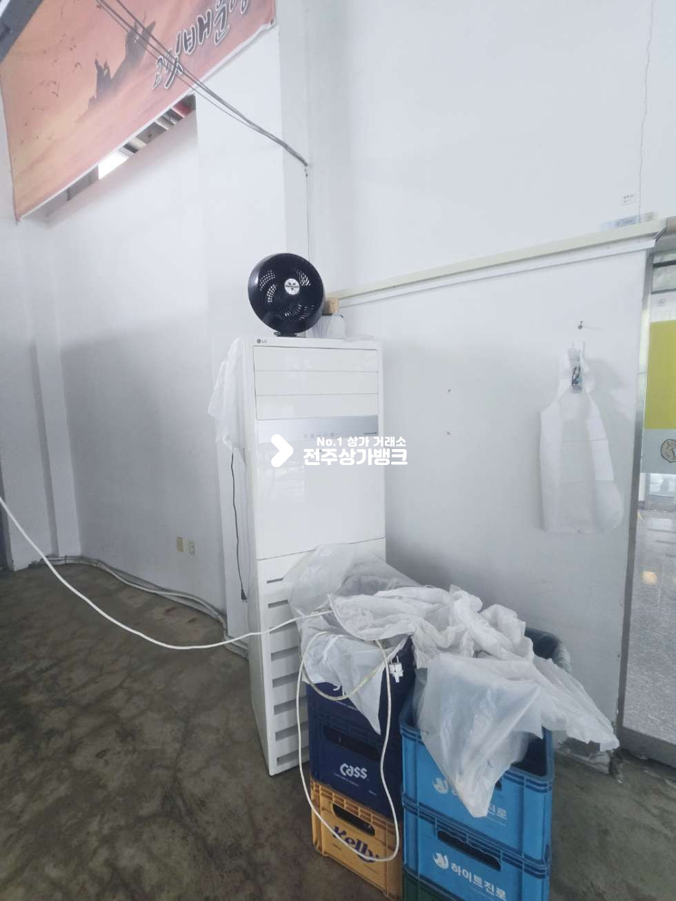전북 전주덕진구 송천동2가 동부대로 부근 주차편리 1층 55평형 음식점상가 양도양수 권리금협의가능 ! 월세 매물번호 15672 사진 12