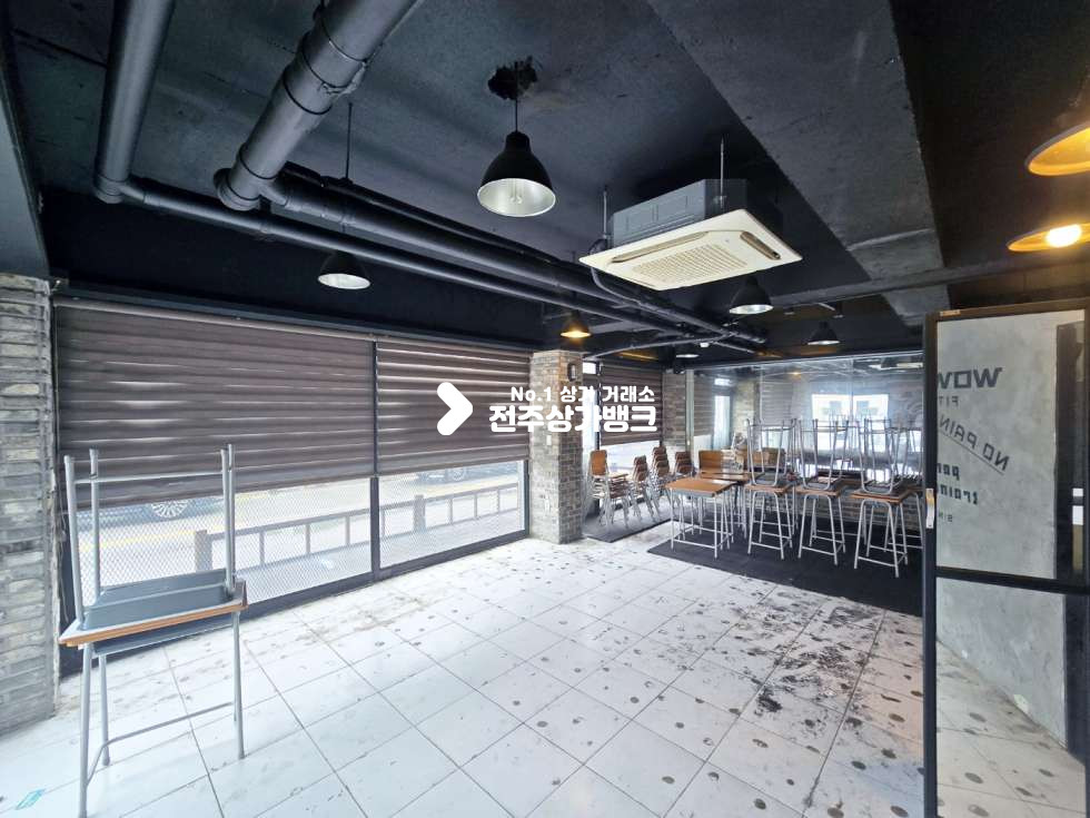 전북 전주완산구 중화산동2가 중화산동2가 내부 깔끔 에어컨 옵션 , 남,녀 샤워장완비 ! 즉시입주가능 월세 매물번호 15671 사진 1