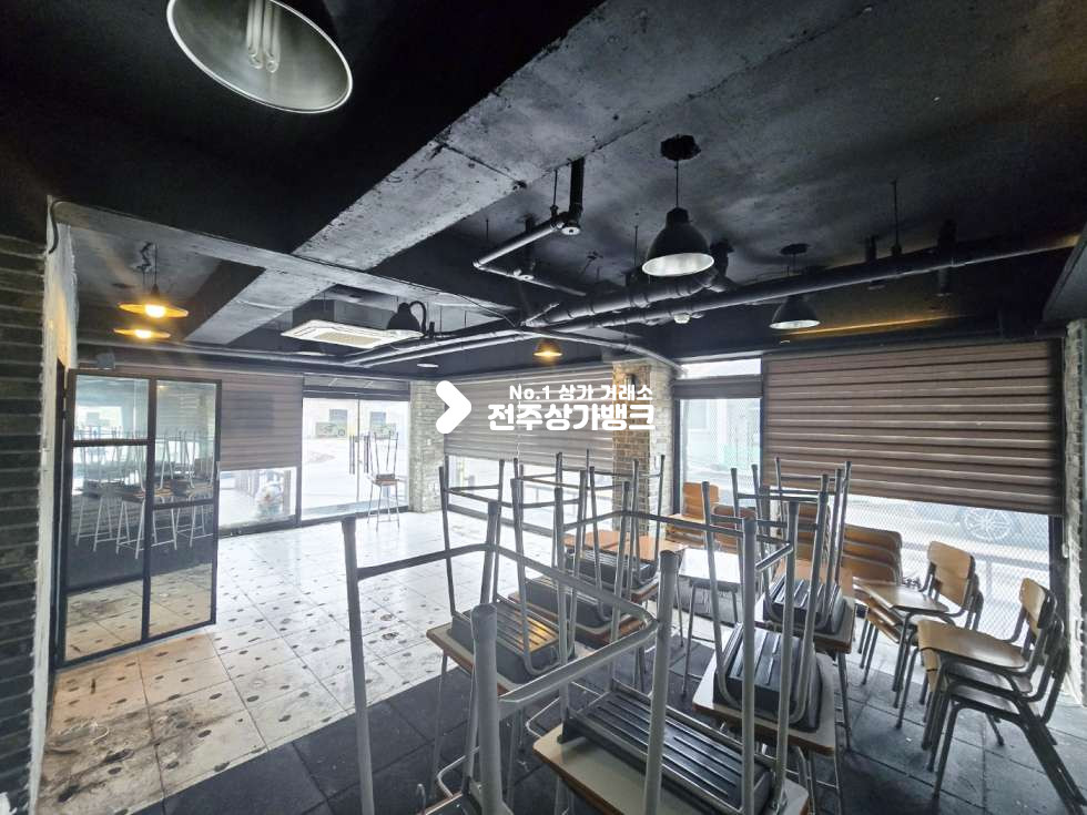 전북 전주완산구 중화산동2가 중화산동2가 내부 깔끔 에어컨 옵션 , 남,녀 샤워장완비 ! 즉시입주가능 월세 매물번호 15671 사진 3