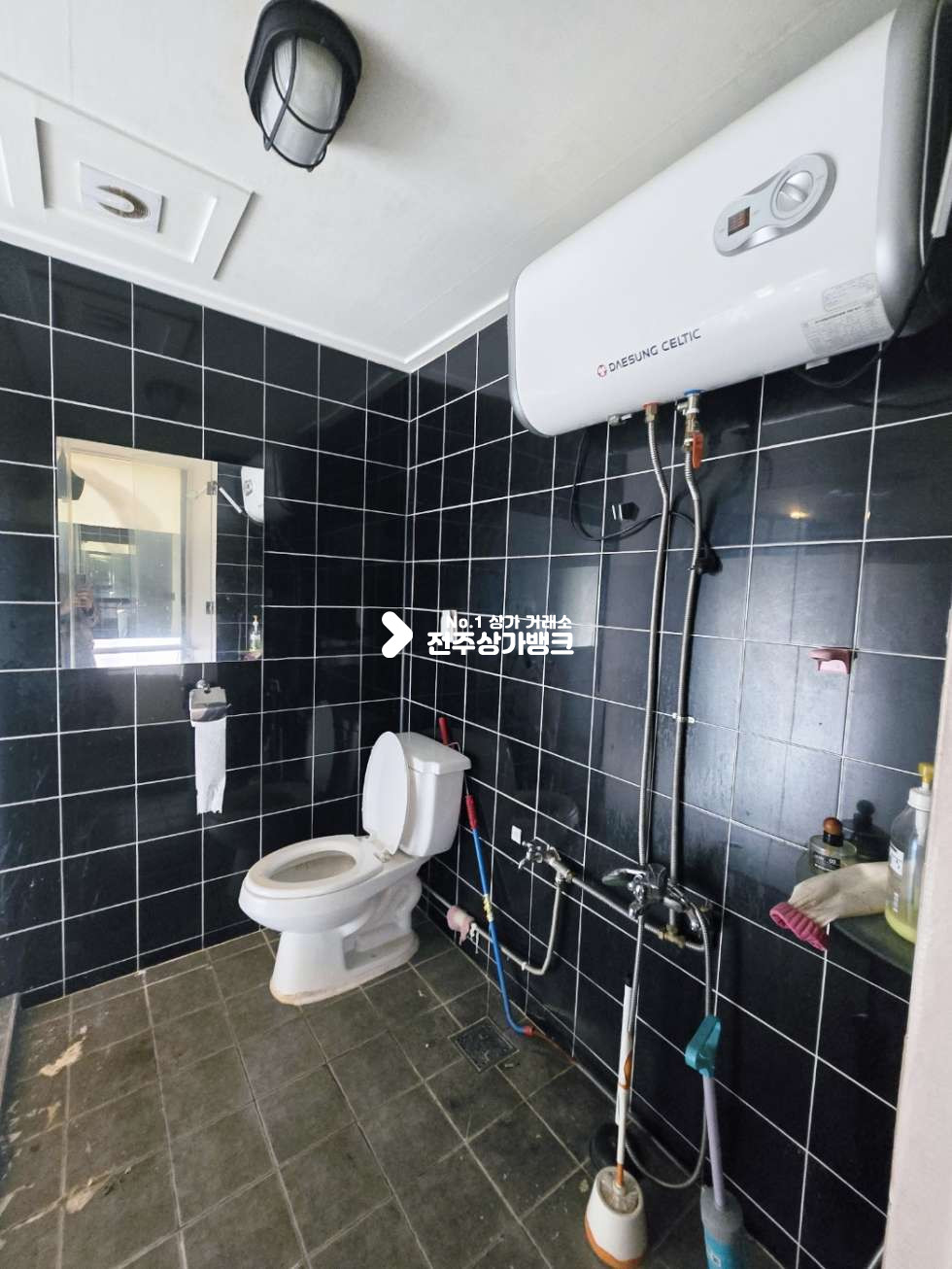 전북 전주완산구 중화산동2가 중화산동2가 내부 깔끔 에어컨 옵션 , 남,녀 샤워장완비 ! 즉시입주가능 월세 매물번호 15671 사진 6