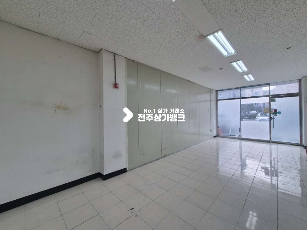전북 전주완산구 효자동3가 ○효자동3가 원룸단지 가운데 상가. 뷰티샵 추천○ 월세 매물번호 15681 사진 1
