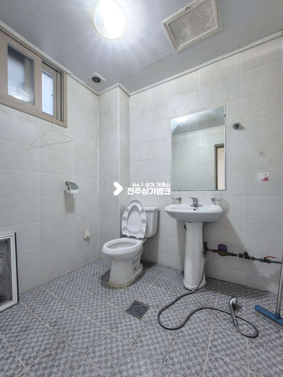 전북 전주완산구 효자동3가 ○효자동3가 원룸단지 가운데 상가. 뷰티샵 추천○ 월세 매물번호 15681 사진 7
