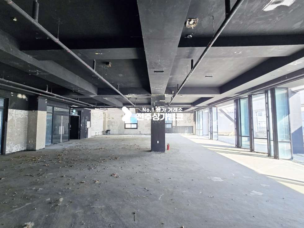 전북 전주완산구 효자동3가 신시가지 메인거리부근 6층 80평대 상가임대 금액조율가능,렌탈프리기간 협의가능 월세 매물번호 15690 사진 2