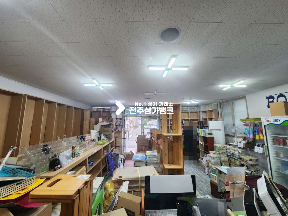 전북 전주완산구 효자동3가 학교앞 20평형 넒은 상가 문구점,공방등으로 강력추천 월세 매물번호 15203 사진 3