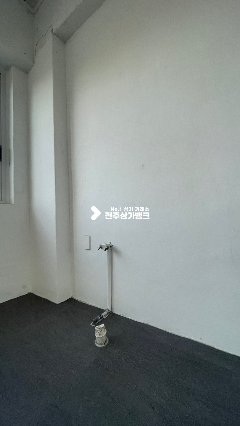 전북 전주완산구 중화산동2가 떳어요!!✧✧중화산동✧✧채광,시설좋은✧✧교육사무실, 세미나실✧✧강력추천드려요~~✧✧화장실있음!! 월세 매물번호 14448 사진 9