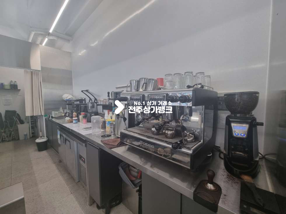 전북 전주완산구 효자동3가 홍산초 커피숍 양도양수 매물 월세 매물번호 14708 사진 7