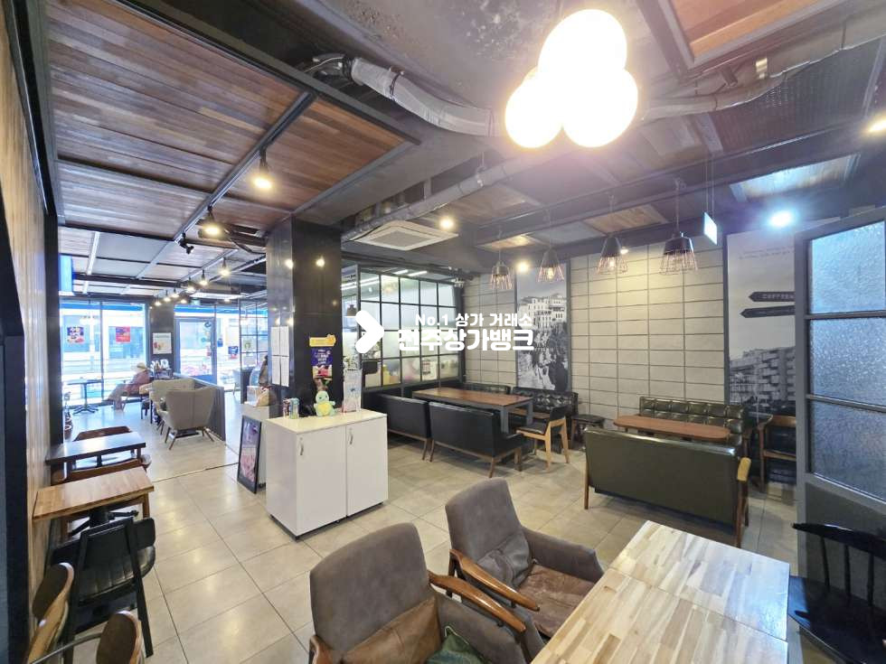 전북 전주완산구 효자동1가 효자동1가 서부시장부근 40평형 까페상가 양도양수 권리금 저렴 월세 매물번호 15709 사진 3