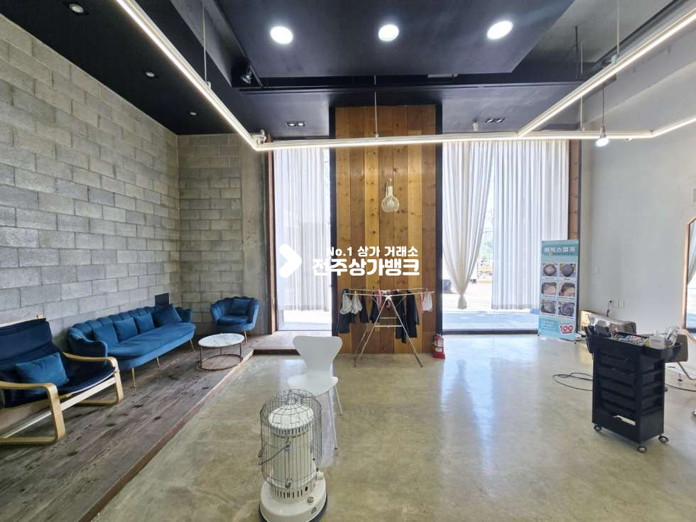 전북 전주완산구 효자동3가 효자동3가 문학초 부근 광고효과 좋은 1층 미용상가 양도양수 ! 월세 매물번호 12470 사진 3