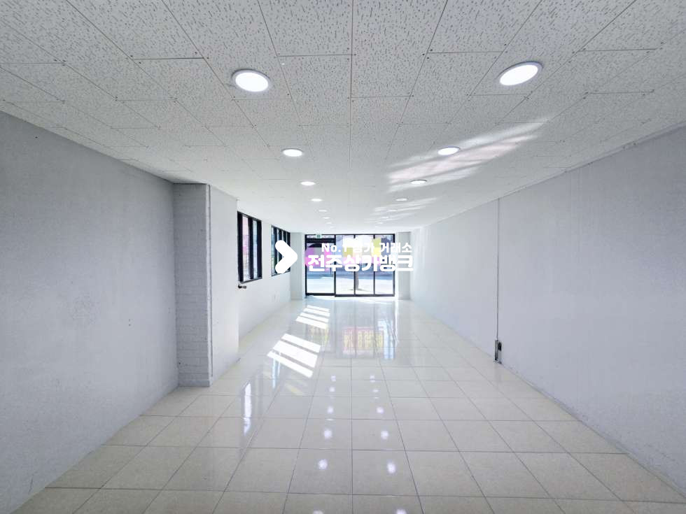 전북 전주완산구 효자동3가 효자동3가 깔끔하게 리모델링 내부 화장실있음 미용상가,판매점 강력추천 월세 매물번호 15745 사진 5