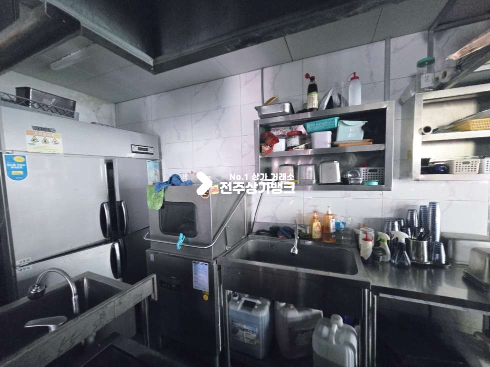 전북 전주완산구 중화산동2가 중화산동2가 먹자골목내 권리금저렴한 1층 음식점상가 즉시입주가능 월세 매물번호 15771 사진 12