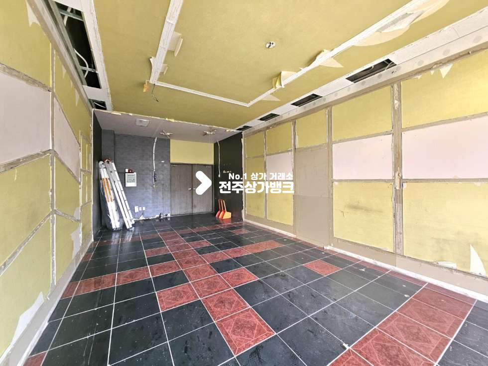 전북 전주덕진구 인후동1가 아중리 아파트 상권//도로변 1층//시설비 지원 월세 매물번호 15792 사진 5