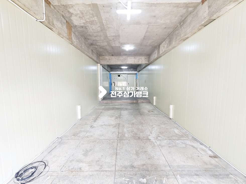 전북 전주완산구 중화산동2가 ●중화산동우체국부근●업종상관없음●20평●즉시입주 월세 매물번호 15806 사진 1
