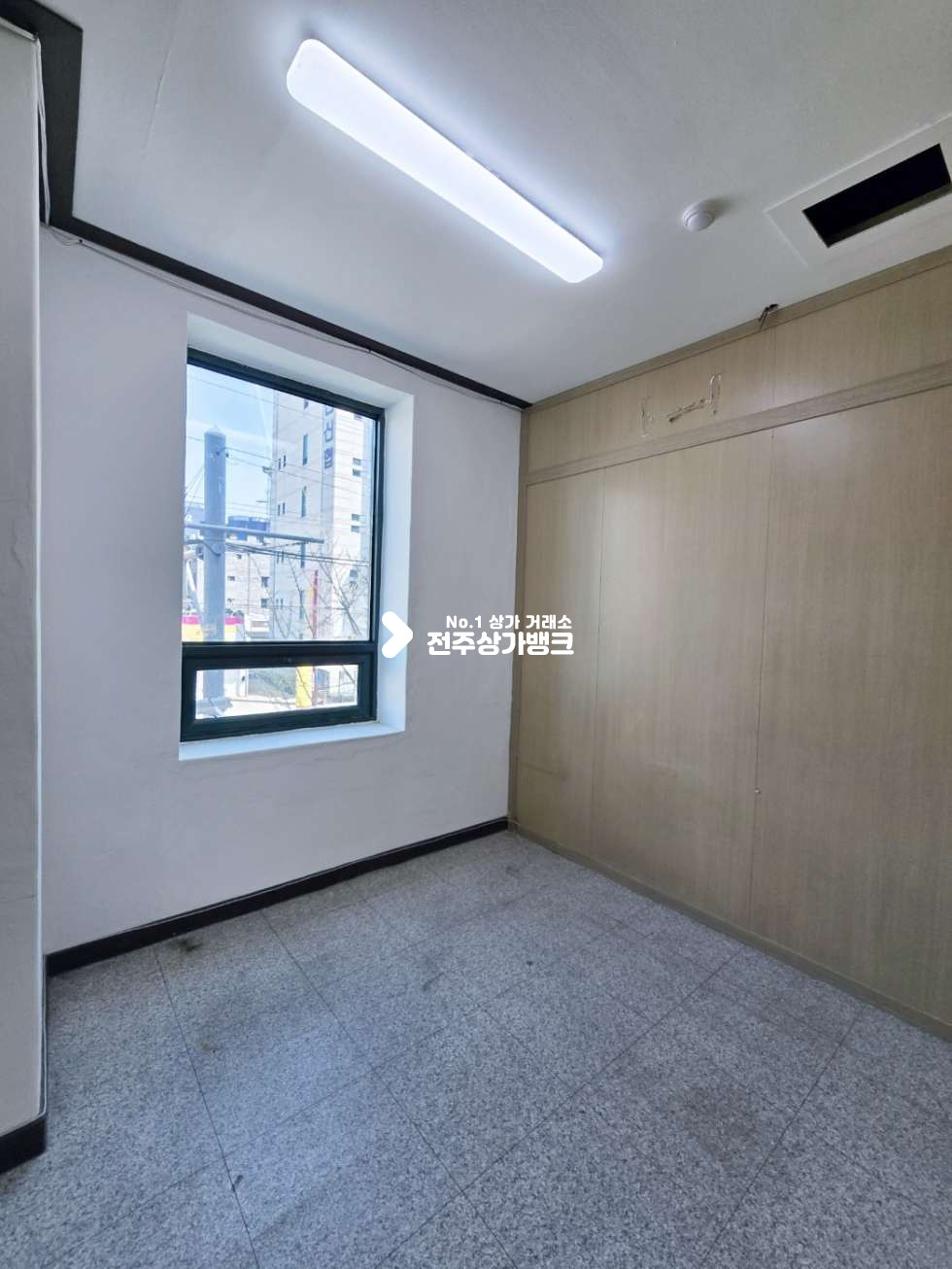 전북 전주완산구 서신동 서신동 저렴한 가격 , 내부룸시설 , 에어컨 설치 완료 즉시입주가능 월세 매물번호 15848 사진 8