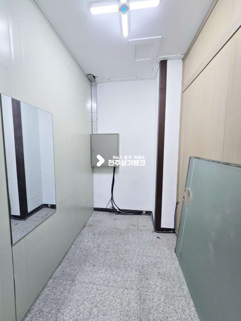 전북 전주완산구 서신동 서신동 저렴한 가격 , 내부룸시설 , 에어컨 설치 완료 즉시입주가능 월세 매물번호 15848 사진 12