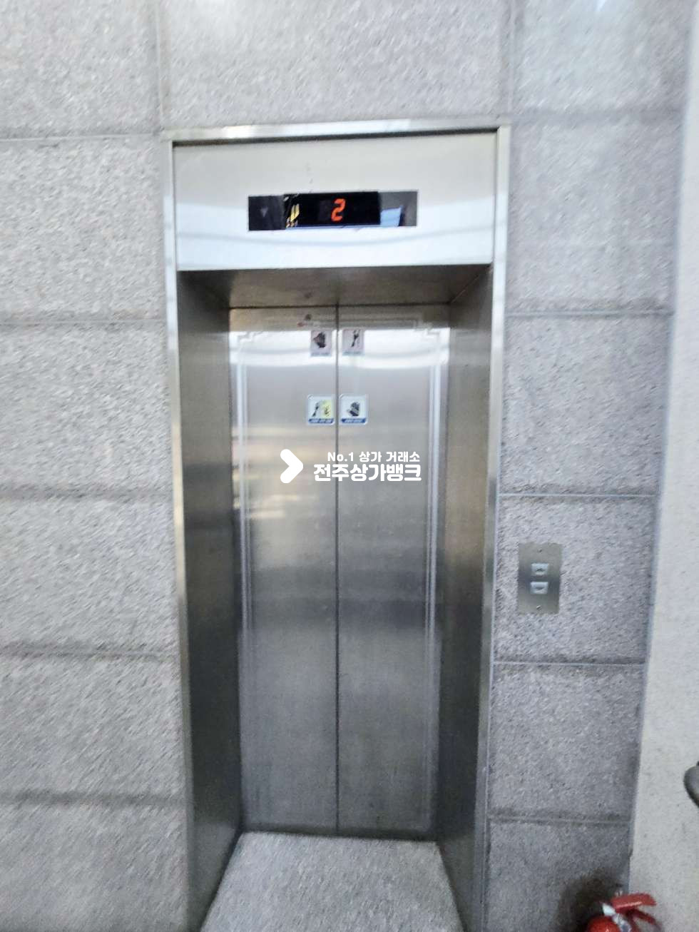 전북 전주완산구 서신동 서신동 저렴한 가격 , 내부룸시설 , 에어컨 설치 완료 즉시입주가능 월세 매물번호 15848 사진 16