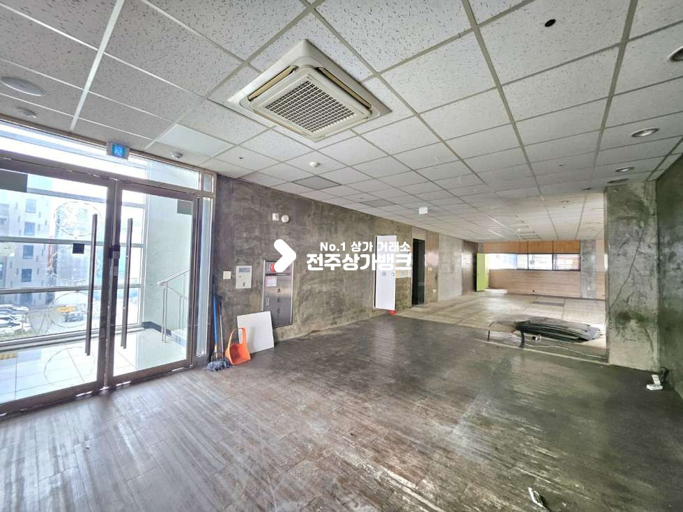 전북 전주완산구 효자동3가 신시가지 146평// 모든 업종 환영 월세 매물번호 15858 사진 5