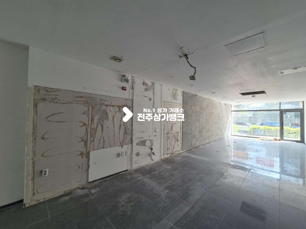 전북 전주완산구 효자동2가 ○효자동 세븐팰리스 인근 메인거리 . 판매시설 추천○ 월세 매물번호 15859 사진 3