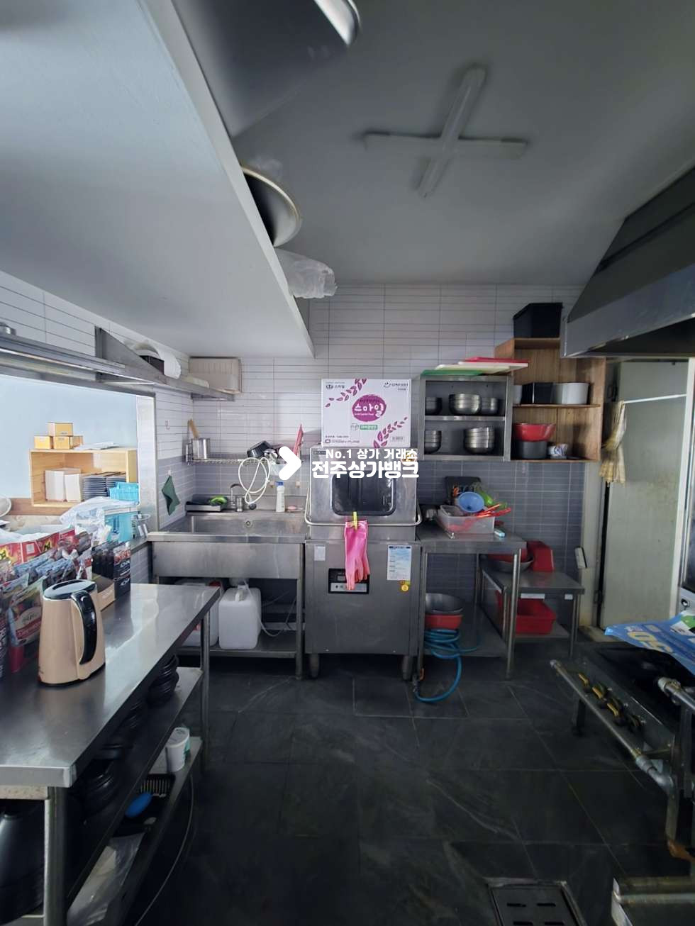 전북 전주완산구 효자동1가 효자동1가 아파트단지부근 무권리금 치킨집 양도양수 시설즉시사용가능! 월세 매물번호 15887 사진 8