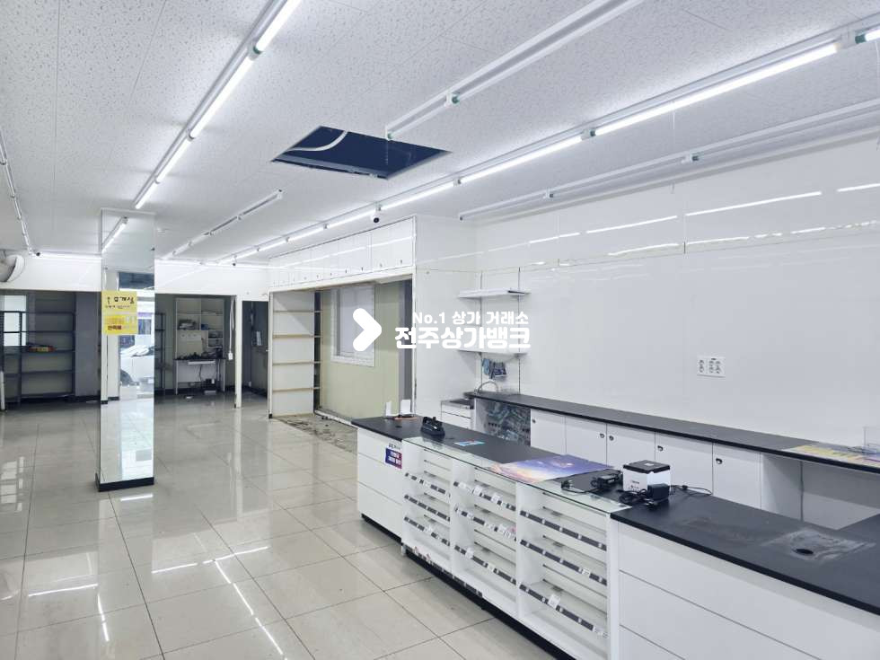 전북 전주완산구 효자동1가 효자동1가 아파트부근 1층상가임대 편의점,사무실등 강력추천 월세 매물번호 15888 사진 3