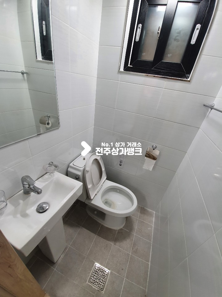 전북 전주완산구 효자동3가 ●서곡사무실●공방●뷰티샵추천 ● 월세 매물번호 10488 사진 5