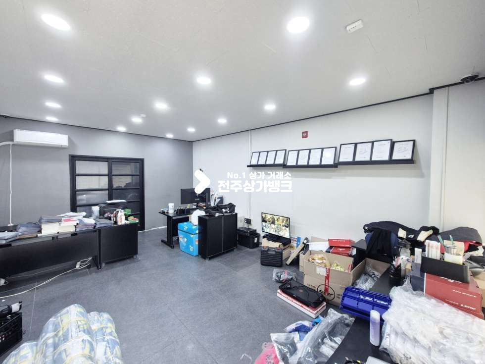 전북 전주완산구 효자동1가 효자동 홈플러스 인근 1층 15평상가 뷰티샵 추천! 월세 매물번호 15134 사진 2