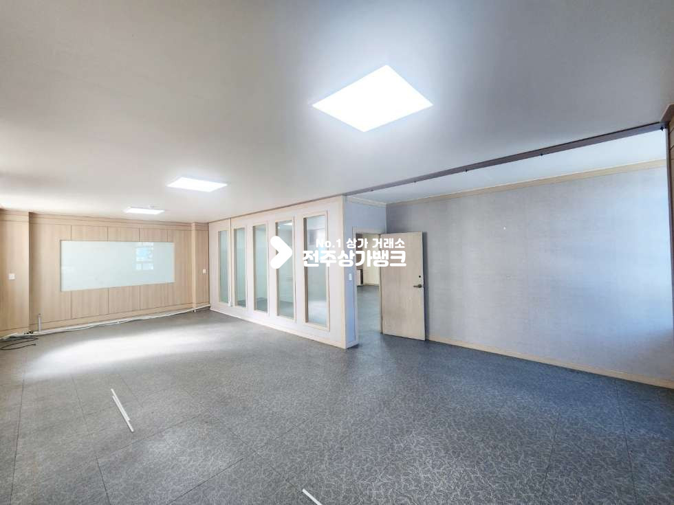 전북 전주완산구 중화산동2가 중화산동2가 평수대비 저렴한금액 칸막이 시설 즉시사용가능 월세 매물번호 15284 사진 9